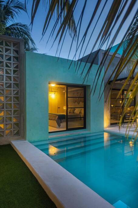 Full 2 Story Jade House Holiday home
